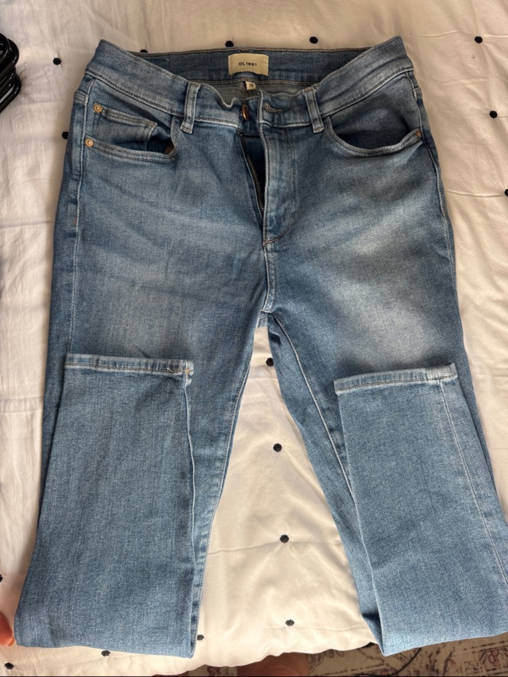 Where are my skinny jeans lovers ..DL1961 Light Blue Distressed Denim Jeans